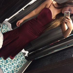 Womens burgundy formal dress, never worn, brand new with tag. I am 5’8” tall.
